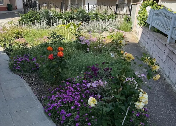 アパート S&t ポモリエ